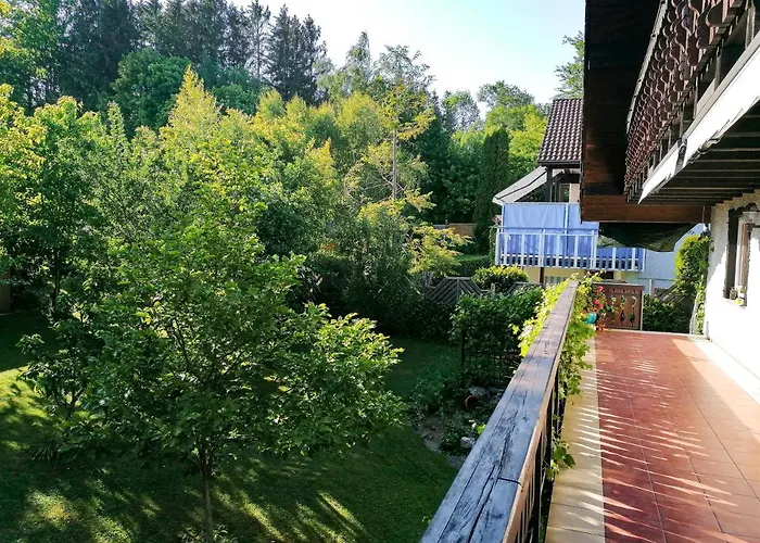 Walnut House Nyaraló *